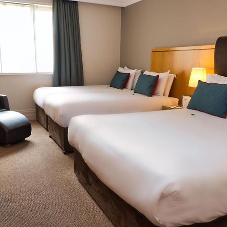 Prince Of Wales Hotel Атлоун Екстериор снимка